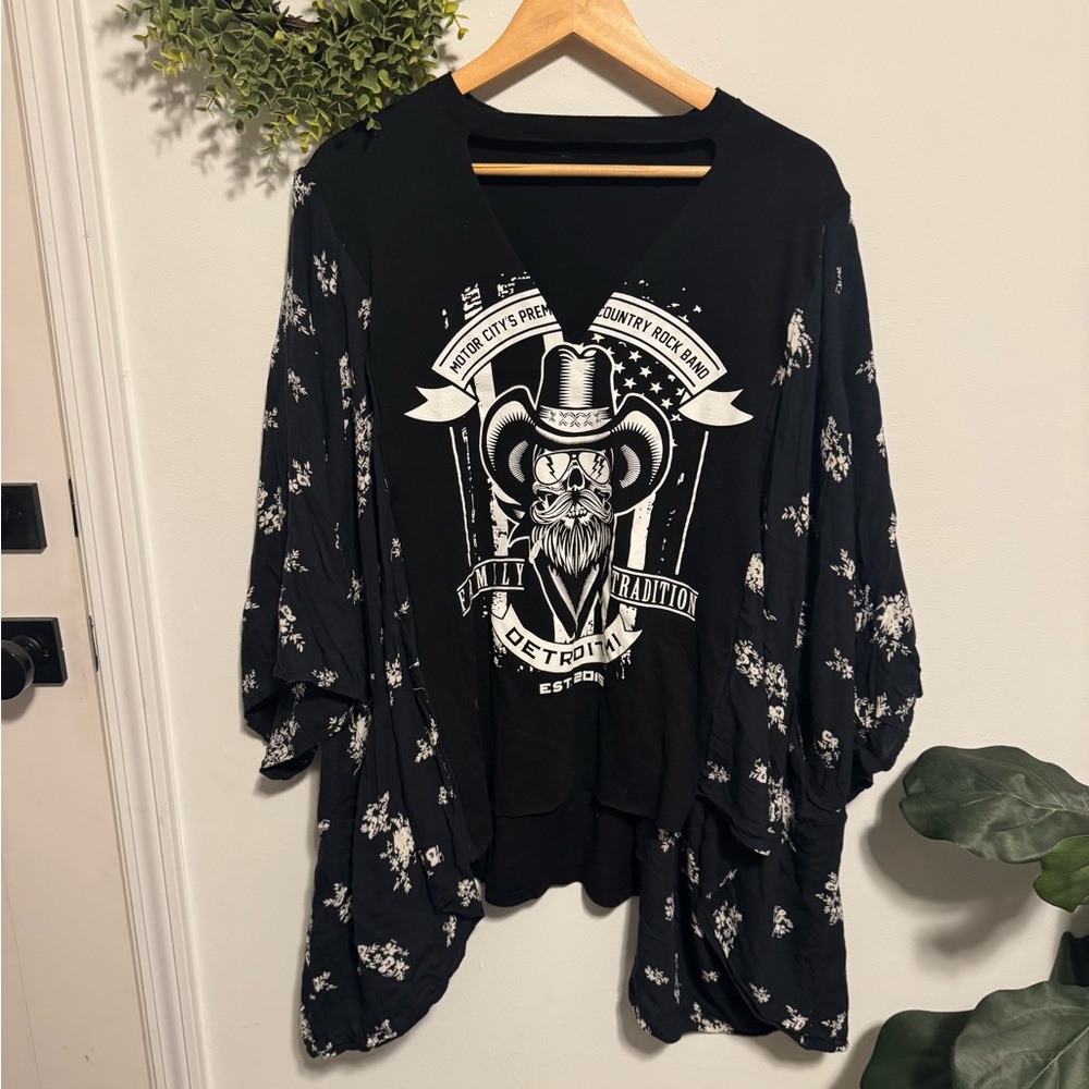 Custom Family Tradition Band Graphic Tee with Kimono Floral Sleeves with Pockets